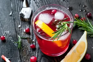 Cranberry-Whiskey-Ginger Cocktail-recipe