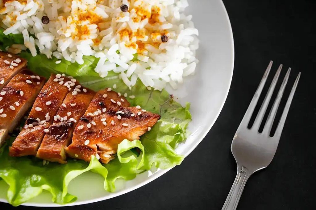 teriyaki-chicken-with-sesame-seeds