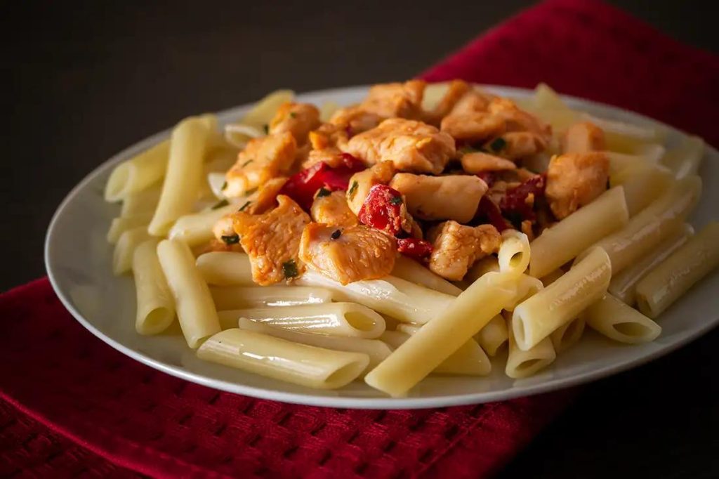 penne-pasta-with-chicken