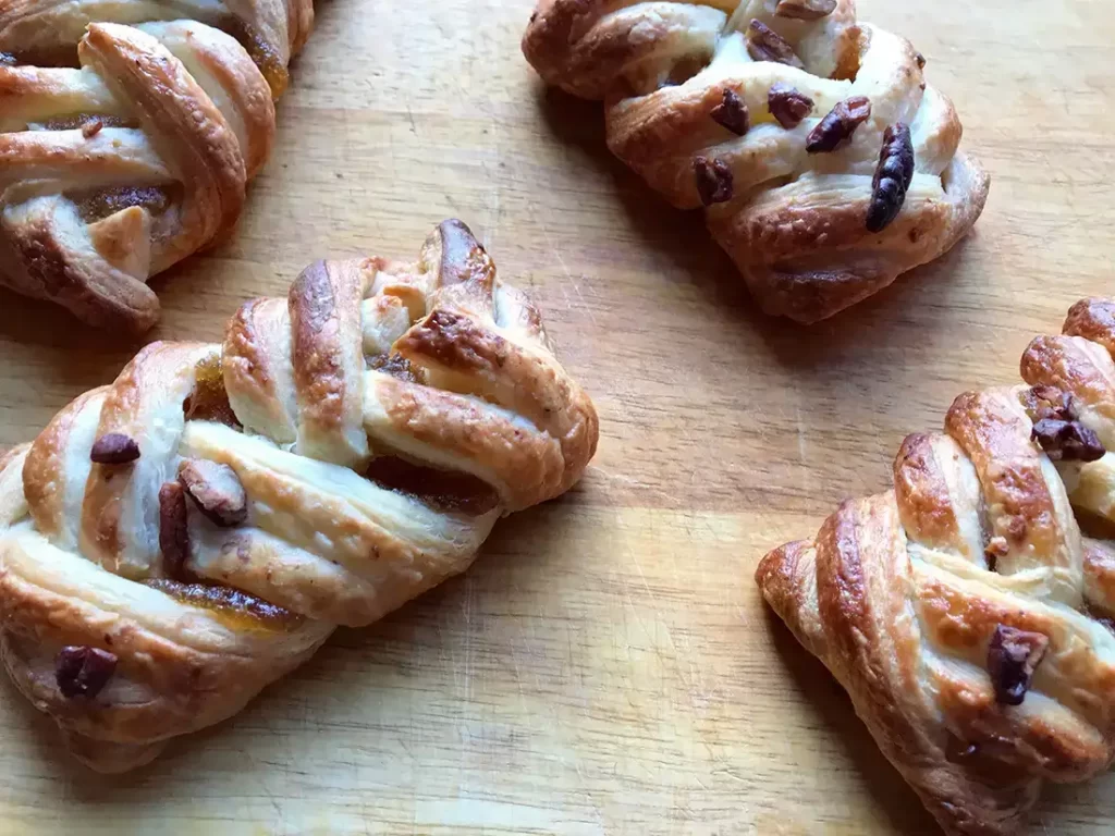 Apple-and-Pecan-Danish-Pastry-4