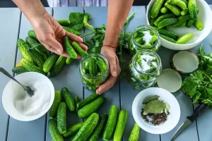 Easy-Homemade-Pickle-Chips-1